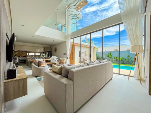 Luxury Zenithy Villa for Sale in Pasak, Phuket