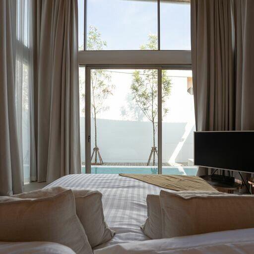 Luxury Pool Villa 4 Bedroom For Sale in Cherngtalay, Phuket