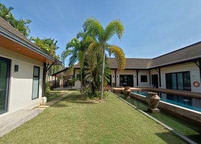 Oceanfront villa 8 bedroom For Sale - Kamala Phuket