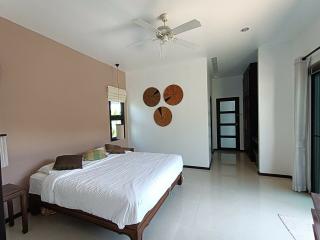 Oceanfront villa 8 bedroom For Sale - Kamala Phuket