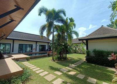 Oceanfront villa 8 bedroom For Sale - Kamala Phuket