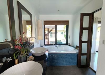 Oceanfront villa 8 bedroom For Sale - Kamala Phuket