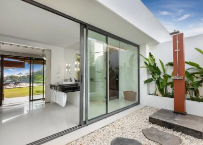 Oceanfront Villa 5 Bedroom For Sale in Kamala, Phuket