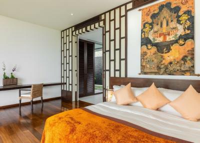 Oceanfront Villa 5 Bedroom For Sale in Kamala, Phuket