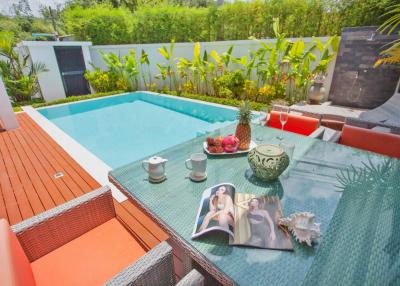 Balinese Style Renovated 2 bedrooms pool villa in Rawai