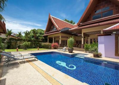Stunning Five Bedroom Pool Villa in Rawai