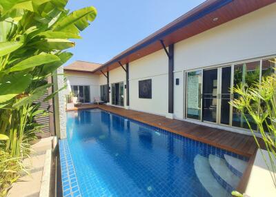 A Modern Oriental Style 4 Bedroom Pool Villa in Rawai