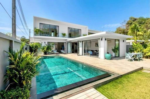 Stunning Modern 3-Bedroom Villa with Expansive Terrace in Nai Harn