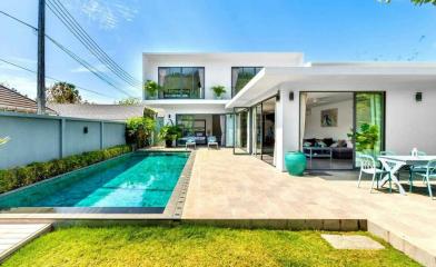 Stunning Modern 3-Bedroom Villa with Expansive Terrace in Nai Harn