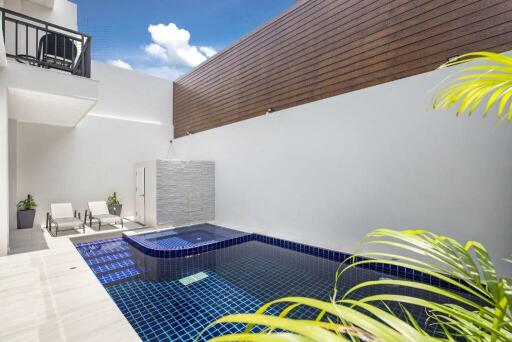 A 2 Stories, 3 Bedroom Modern Pool Villa in Rawai