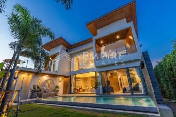 Brand new pool villa 3 bed - in Pasak-Cherng talay, Phuket