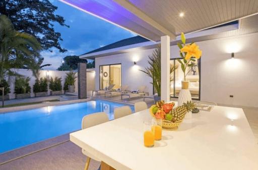 Tropical pool villa 4 bed for sale -in Rawai-Naiharn, Phuket