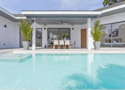 Tropical pool villa 4 bed for sale -in Rawai-Naiharn, Phuket