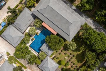 Resale Villa 5 Bedrooms with Private Pool in Rawai Phuket