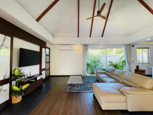 Brand New Villa 3 Bedrooms in Rawai Phuket