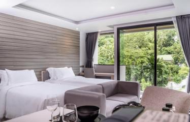 Mountain view 1 bed condo for sale - in Karon, Phuket