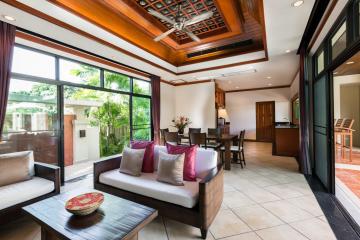 Modern Thai villa 2 bed for sale - in Naiharn, Phuket