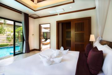 Modern Thai villa 2 bed for sale - in Naiharn, Phuket