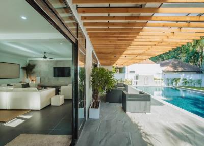 Private Pool Villa with 5 Bedrooms in Rawai Phuket