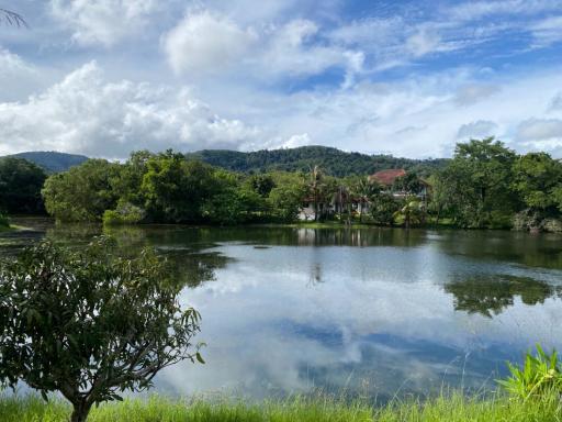 4 Bedrooms Villa with Lake Access For Sale in Chalong Phuket