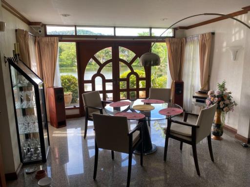 4 Bedrooms Villa with Lake Access For Sale in Chalong Phuket