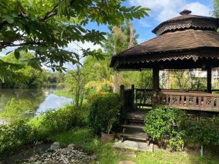 4 Bedrooms Villa with Lake Access For Sale in Chalong Phuket