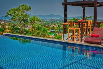 Infinity Pool Villa 6 Bedroom For Sale - in Surin, Phuket