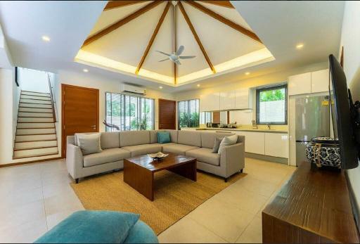 3 Bedrooms Villa with Private Pool For Sale in Rawai Phuket