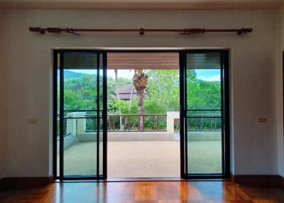 Baan Bua 3 Bedrooms Villa Thai-Balinese Style For Sale At Rawai Phuket