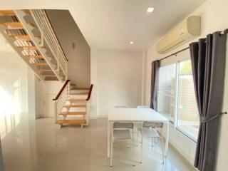 Single house for rent in Sriracha, Trio Town Village, fully furnished.