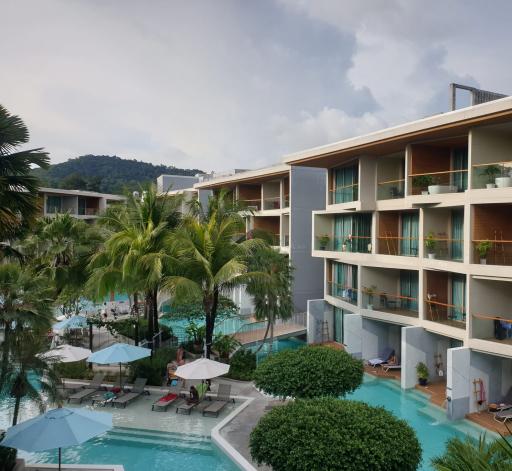 Resort-Style Condo in Naiharn : Ideal Investment Opportunity