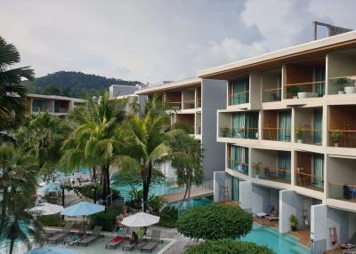 Resort-Style Condo in Naiharn : Ideal Investment Opportunity
