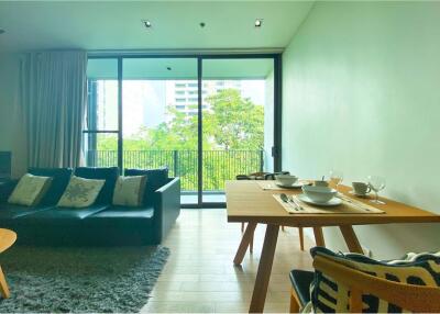 For Rent Modern and Spacious Living in this 1 Bedroom Apartment!