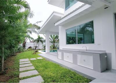 Modern 7 Bedroom Pool Villa near Mabprachan lake - 920471009-80