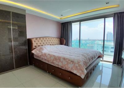 Luxury 2 Bedrooms in Wongamat Tower for Sale - 920471017-52