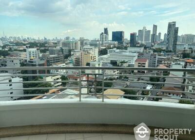 2-BR Condo at Sathorn Heritage near BTS Saint Louis