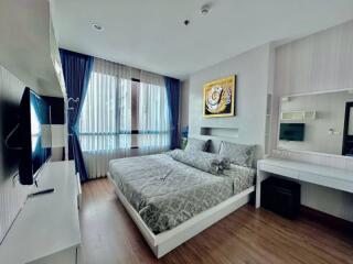 Condo for rent in Sriracha, The Sky Condo, beautiful, luxurious room, great price, city view.