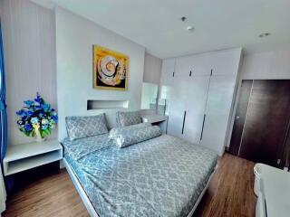 Condo for rent in Sriracha, The Sky Condo, beautiful, luxurious room, great price, city view.