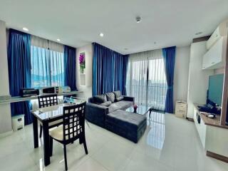 Condo for rent in Sriracha, The Sky Condo, beautiful, luxurious room, great price, city view.