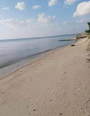 Land for sale next to the sea in Bang Saen, Mueang Chonburi, great location, convenient travel, near Wannapha Beach.