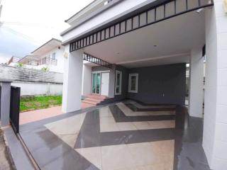 Second-hand detached house for sale in Sriracha, Crystal Plus, Nong Kham, near community areas.