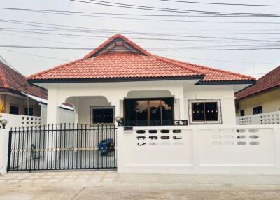 Second-hand house for sale, Noen Phlap Wan, Nong Mai Kaen, beautifully decorated, move in ready.