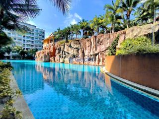 1 Bedroom Condo in Laguna Beach Resort 3 The Maldives Jomtien C011203