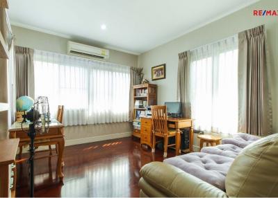 276 Sqm., 4 Beds Townhouse listed for ฿ 22,900,000.