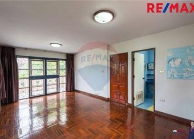 95 Sqm., 4 Beds House listed for ฿ 4,000,000.