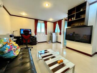 Condo for sale 3 bedroom 278 m² in Paradise Condominium, Pattaya