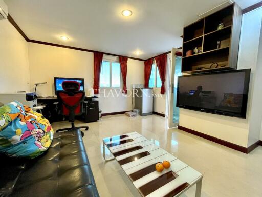 ขาย คอนโด 3 ห้องนอน 278 ตร.ม. ใน  Paradise Condominium, Pattaya