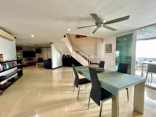 ขาย คอนโด 3 ห้องนอน 278 ตร.ม. ใน  Paradise Condominium, Pattaya