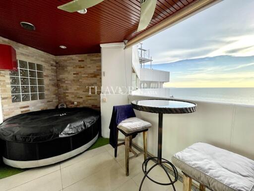 ขาย คอนโด 3 ห้องนอน 278 ตร.ม. ใน  Paradise Condominium, Pattaya