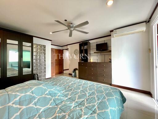 ขาย คอนโด 3 ห้องนอน 278 ตร.ม. ใน  Paradise Condominium, Pattaya